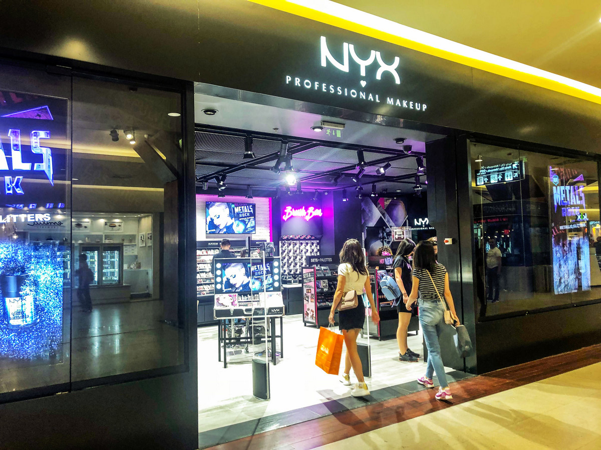 Brandul Nyx Professional Makeup în Premieră La Cluj în Iulius Mall